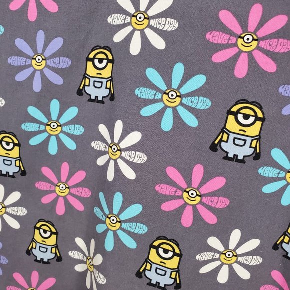 Minions V-Neck Scrub Top "Have A Nice Day" Flower Theme on Gray 3 Pockets Sz L - Picture 3 of 7